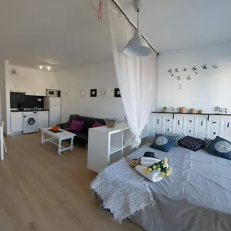 Daire Estudios Center